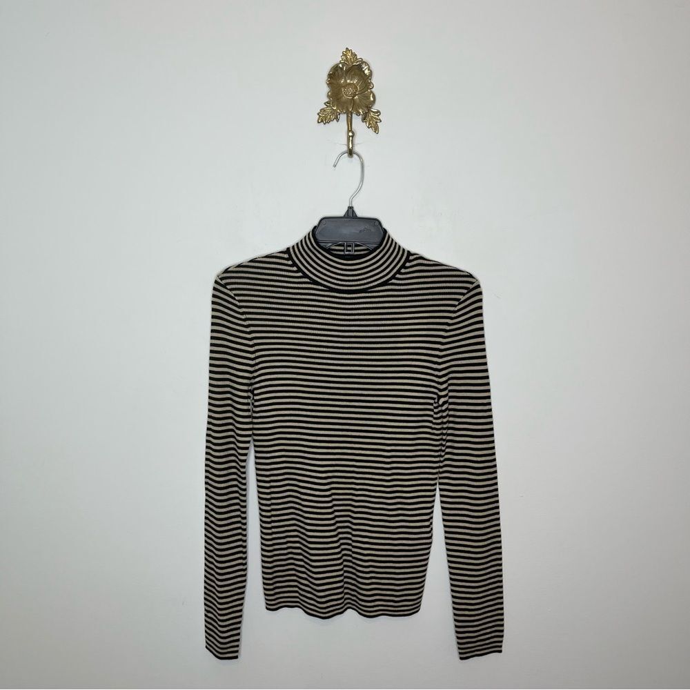 Goelia Woolen Stripe Mock Neck Sweater S
